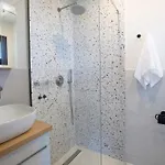 Katerina-stylish 4 Bedroom With Sea View *