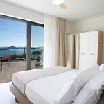 Villa Katerina-stylish 4 Bedroom With Sea View