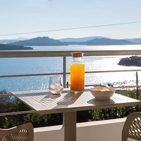 Katerina-stylish 4 Bedroom With Sea View