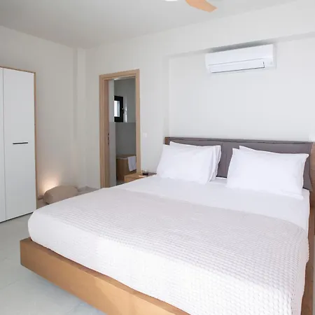 Katerina-stylish 4 Bedroom With Sea View Nidhrion
