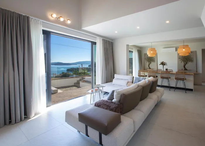 Katerina-stylish 4 Bedroom With Sea View