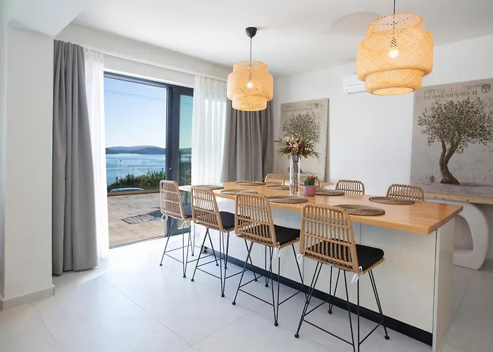 Katerina-stylish 4 Bedroom With Sea View 빌라 *