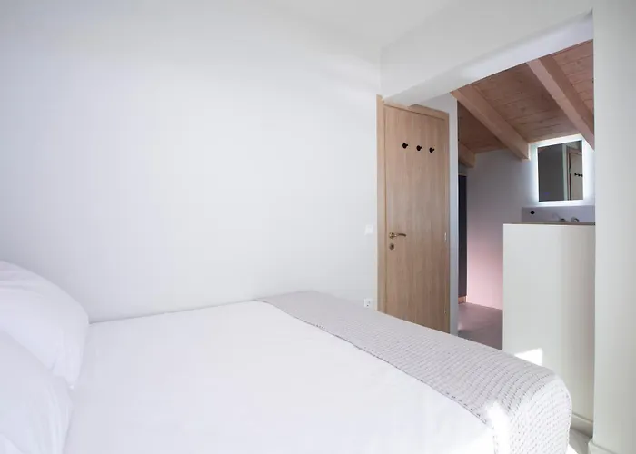 Katerina-stylish 4 Bedroom With Sea View *